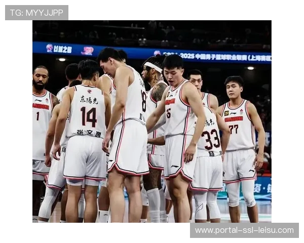 广东男篮多次领先被追平，杜润旺首发贡献6分